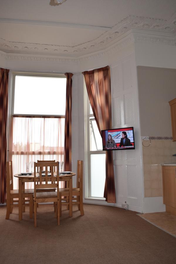 Tor Park Holiday Flatlets Torquay Buitenkant foto