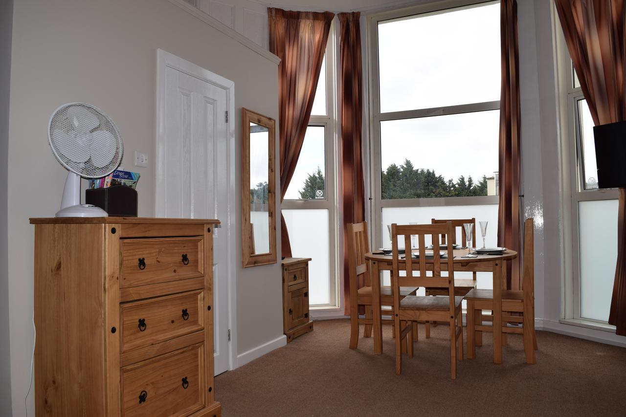 Tor Park Holiday Flatlets Torquay Buitenkant foto